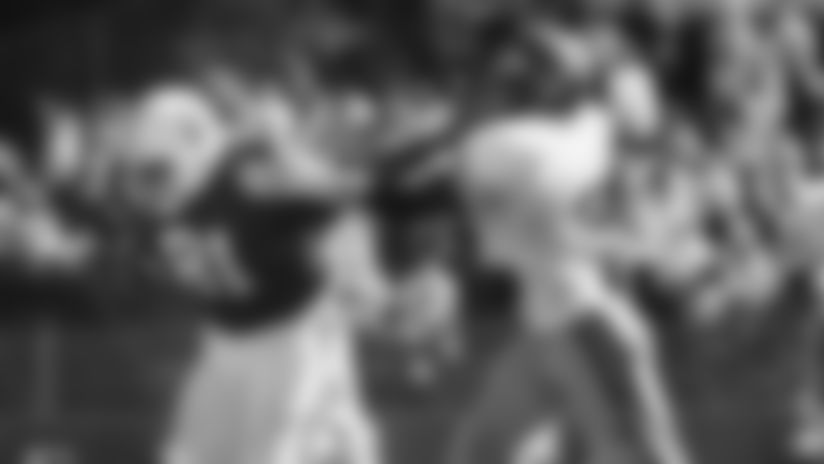 Cory Booker in action as a tight end for Stanford in 1990. Image courtesy of Stanford Football.