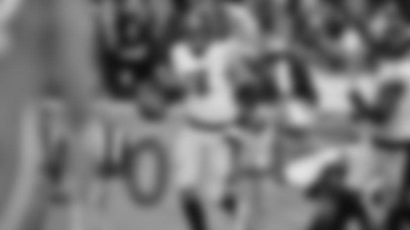 A 2018 Regular Season game between the Pittsburgh Steelers and the Denver Broncos on Sunday, November 25, 2018.