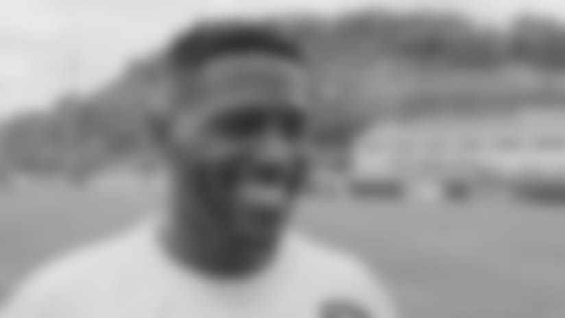 Brown comments on Bell, rookies