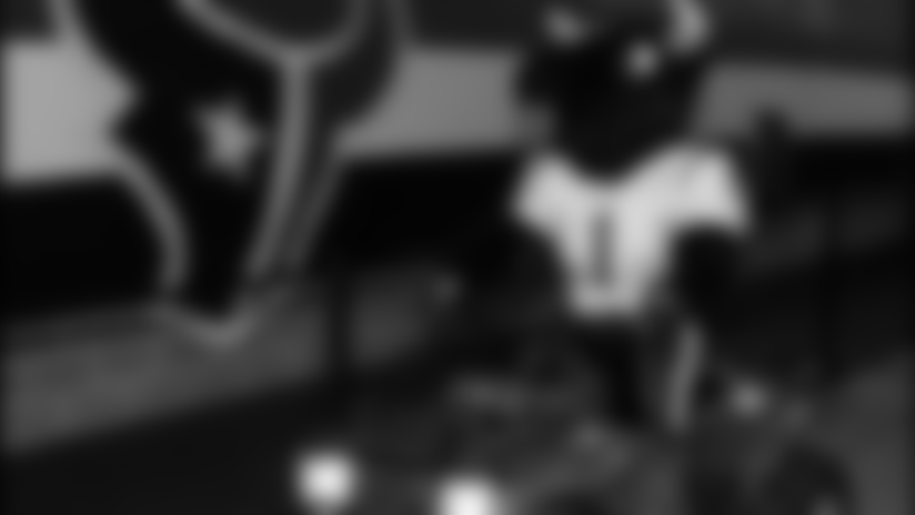 toro_raiders100304.jpg