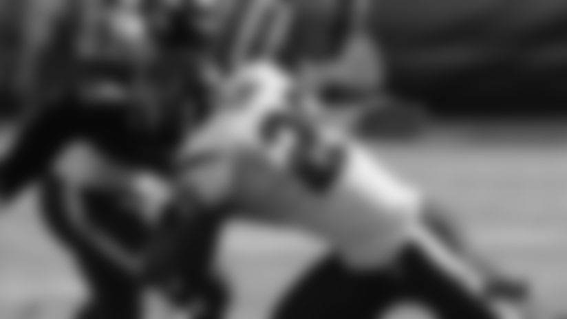 earl_tackle12806.jpg
