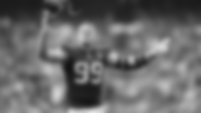 DE, J.J. Watt, 99