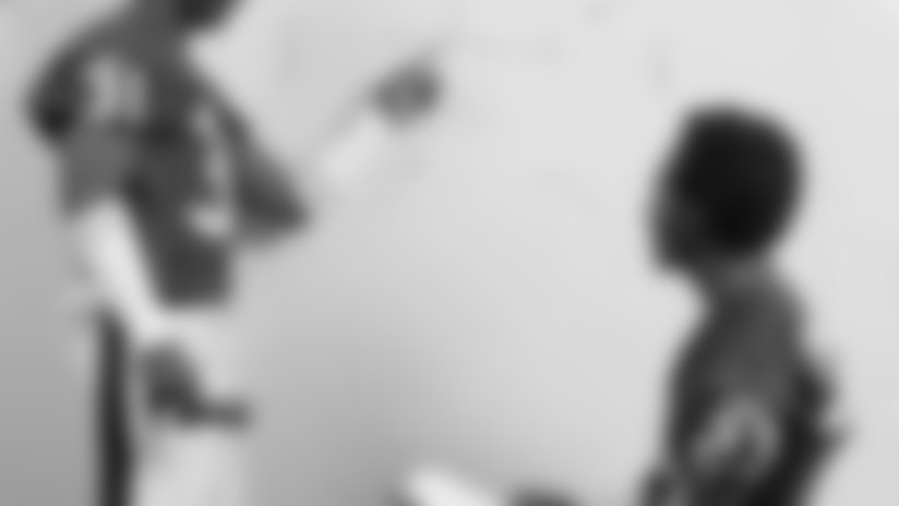 raiders_tease100104.jpg