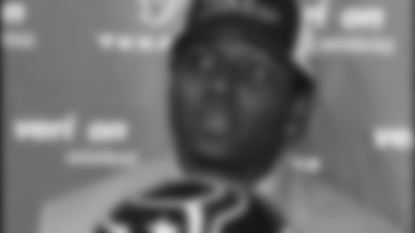 robinson_presser042504.jpg