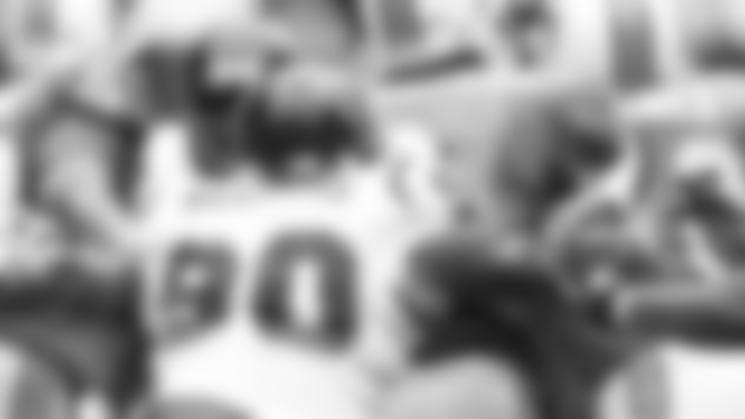 williams_sack110706.jpg