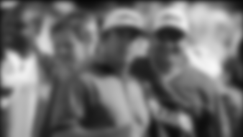 capers_titans101704.jpg