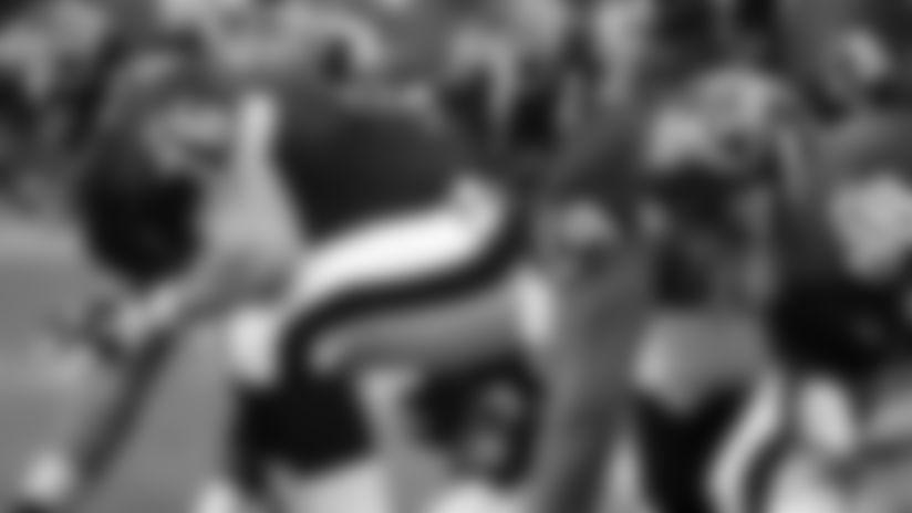 carr_los123106.jpg