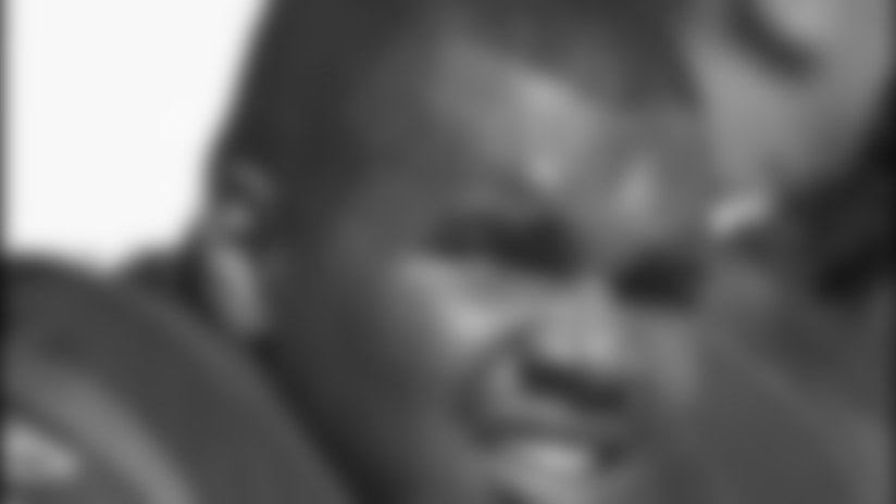 pitts_sideline_chargers1105.jpg