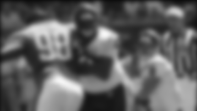 pitts_carr_jaguars110504.jpg