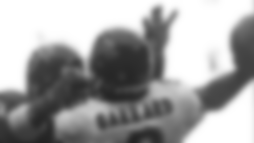 garrard_tackle.jpg