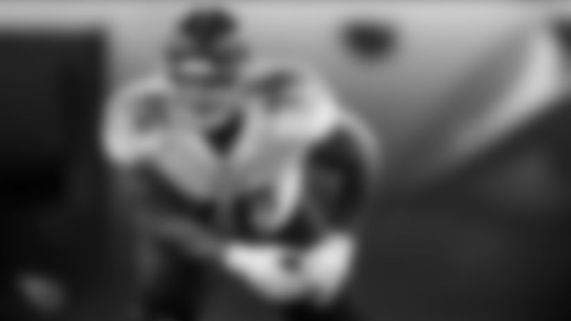 JACKSONVILLE, FL - SEPTEMBER 19, 2019 - Guard Rodger Saffold #76 of the Tennessee Titans and Tackle/guard Dennis Kelly #71 of the Tennessee Titans during the game between the Tennessee Titans and the Jacksonville Jaguars at TIAA Bank Field in Jacksonville, FL. Photo By Donald Page/Tennessee Titans