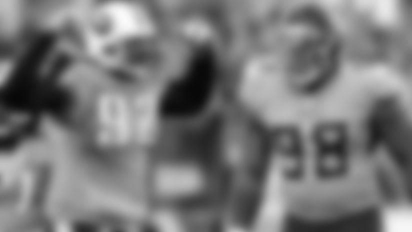 Former Titans All-Pro Defensive Lineman Albert Haynesworth was at Nissan Stadium on Sunday for the debut of first-round pick Jeffery Simmons. In an interview with Titans Online, he shares his thoughts on Simmons, and gives an update on his health.