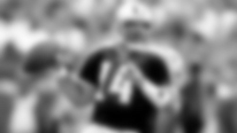 This week's 'Fireball Flashback' features former Titans QB Neil O'Donnell, who always delivered, winning several games as Steve McNair's backup from 1999-02, before returning for an encore performance in Tennessee's regular season finale in 2003, a 33-13 victory over the Tampa Bay Buccaneers.