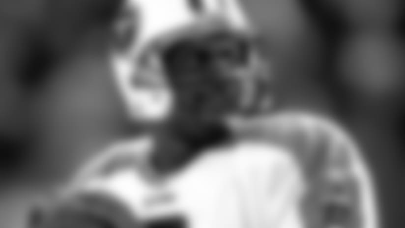 Nearly 10 years after his tragic death, quarterback Steve McNair remains in the minds of Titans fans, especially on this day -- what would have been his 46th birthday. Let’s take a look at five of McNair’s top moments with the Titans.