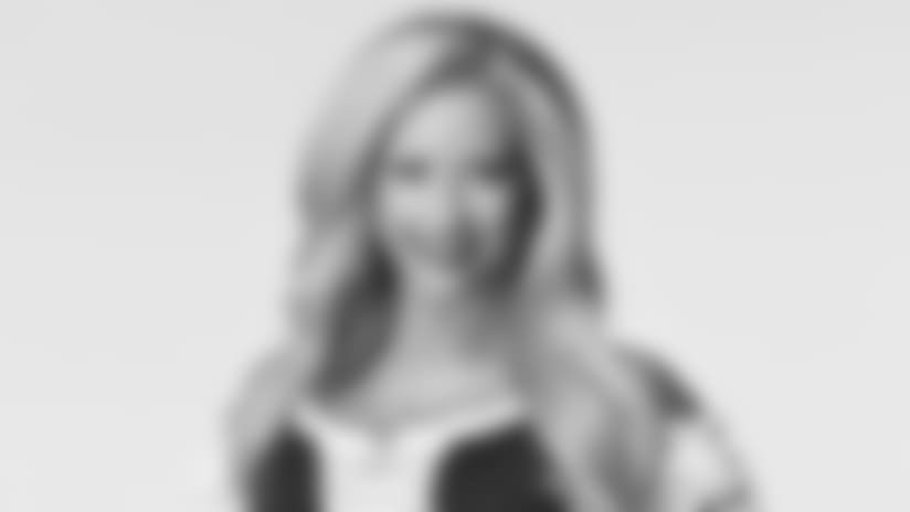 2018 Cheerleader Bio - Kali