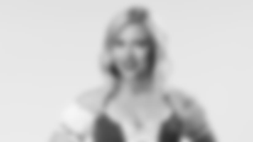 2018 Cheerleader Bio - Whitney