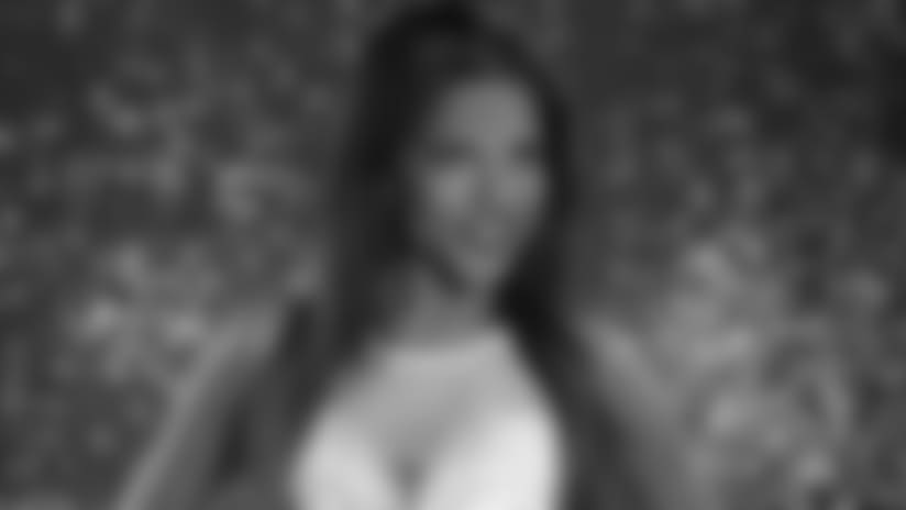 Saral Nominated as MVC's Pro Bowl Cheerleader