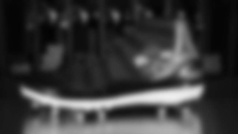 linval-joseph-cleats-120318