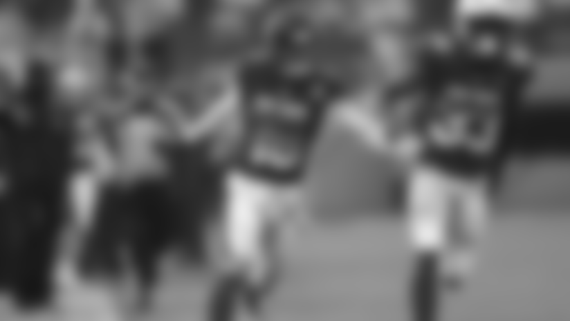 Vikings Pro Bowlers Implement ‘Backyard Football’ During Downpour
