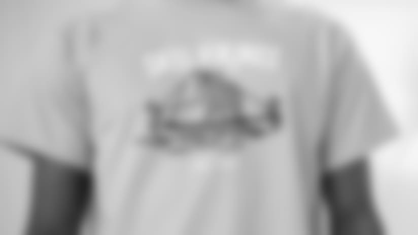 t-shirt-101218-16-9-Template