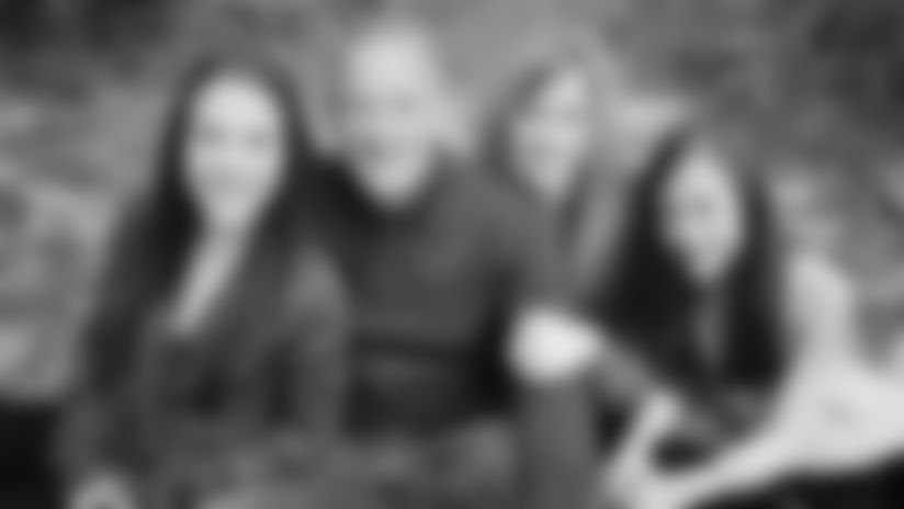 community-7-feature-2560