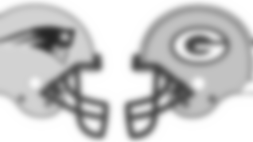 patriots_packers_helmets.png
