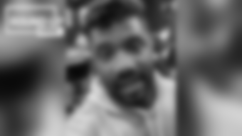 Friday Round-Up: Morning Warmup With Russell Wilson