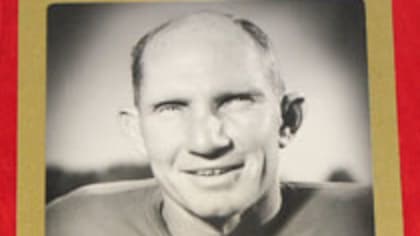 Star quarterback of 49ers, Giants, 'Ice Bowl' fame Y.A. Tittle