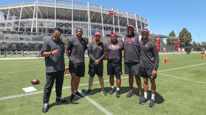 49ers 2022 team award recipients: Fred Warner wins the 'Bill Walsh Award' -  Niners Nation