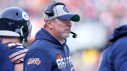 Chicago, Illinois, USA. 09th Dec, 2018. - Bears linebacker coach