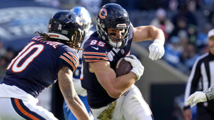 Chicago Bears tight end Cole Kmet (85) scores on an 11-yard touchdown  reception during the second half of an NFL football game against the  Minnesota Vikings, Sunday, Jan. 8, 2023, in Chicago.