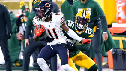 Packers Dominate Titans, Set Up High-Stakes Game With Bears