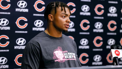 Chicago Bears Unveil 2019 Real Bears Fans Wear Pink Shirts