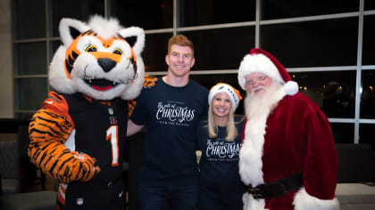 2022 Dolton Christmas Party Andy And Jj Dalton Host Holiday Celebration