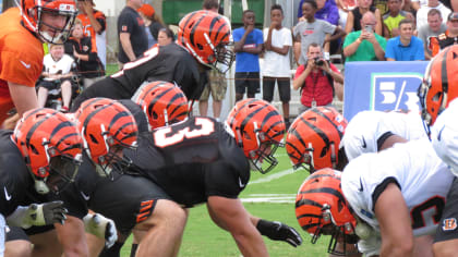 Camp report: O-line still in flux; Eifert shines; WRs on the move