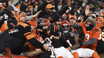 Bengals fans shop at pro shop after playoff win