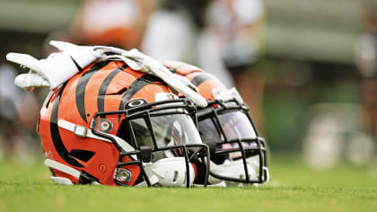 Cincinnati Bengals release offensive lineman B.J. Finney