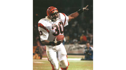 Longtime Bengal, Cincinnati native announces retirement