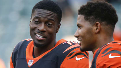 Cincinnati Bengals wide receiver Tyler Boyd (83) before an NFL football  game against the Green Bay Packers in Cincinnati, Sunday, Oct. 10, 2021.  (AP Photo/AJ Mast Stock Photo - Alamy