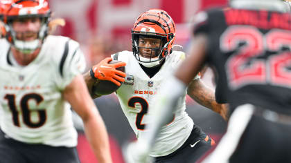 Bengals: Joe Mixon, Ja'Marr Chase team up for youth football camp