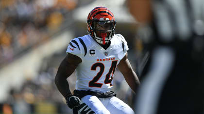 Cincinnati Bengals safety Vonn Bell (24) runs for the play during an NFL  football game against the Atlanta Falcons, Sunday, Oct. 23, 2022, in  Cincinnati. (AP Photo/Emilee Chinn Stock Photo - Alamy