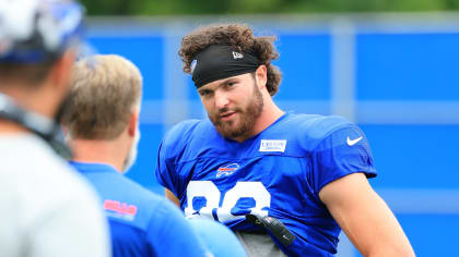 Buffalo Bills tight end Dawson Knox (88) is tackled by Cleveland