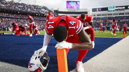 Carolina Panthers vs Buffalo Bills - December 19, 2021