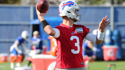 Derek Anderson named starting Bills qb