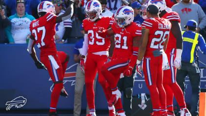 Bills punch playoff ticket with win over Dolphins