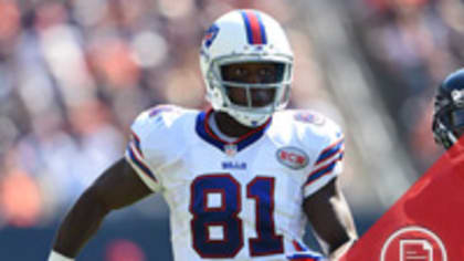 Buffalo Bills John Davis and Kent Hull during game vs New York