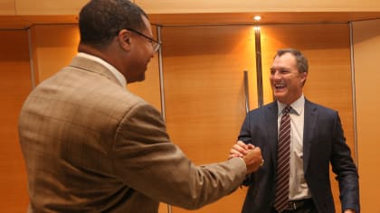 John Lynch happy to enter Hall of Fame with Steve Atwater