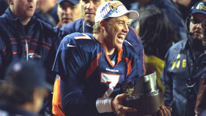 FILE - In this Oct. 20, 1996, file photo, Denver Broncos defensive