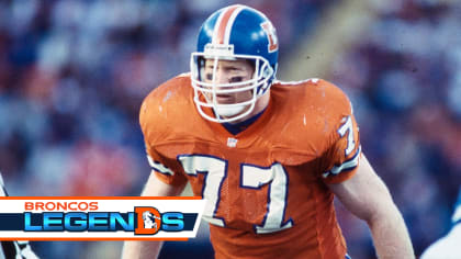 Broncos' Ring of Famer Karl Mecklenburg Stops By