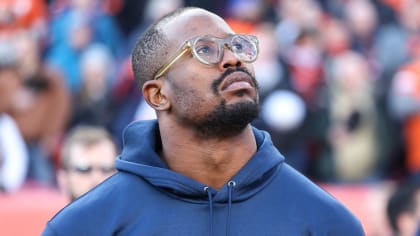 Denver Broncos star Von Miller in quarantine after testing positive for  coronavirus